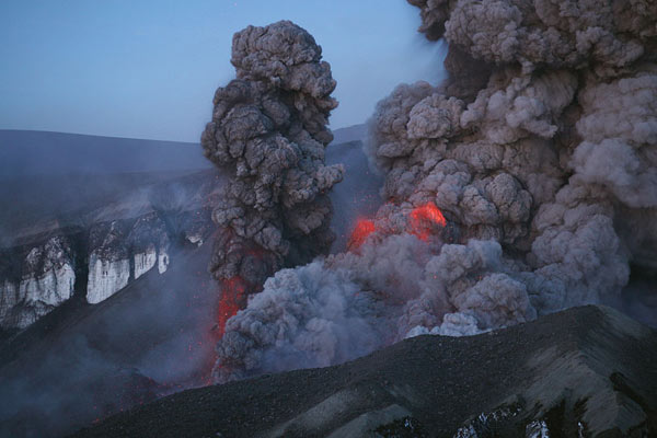 Erupcja wulkanu Eyjafjallajokull 2011