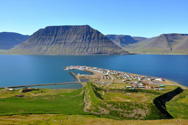 Panorama fiordów na Islandii