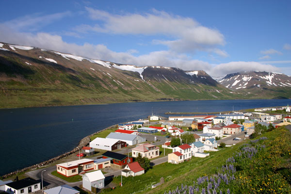 Sudureyri  Islandia - Miasteczka w Islandii