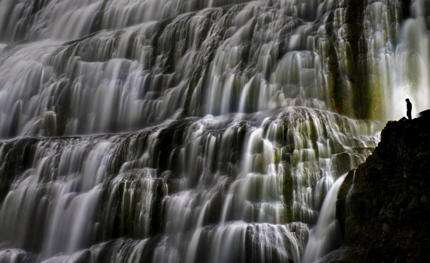 Fjallfoss wodospad w Islandii